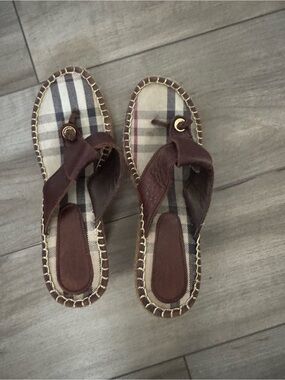 Burberry Neutral Tan Sandal (Size 39) authentic 8-8.5 US women’s size